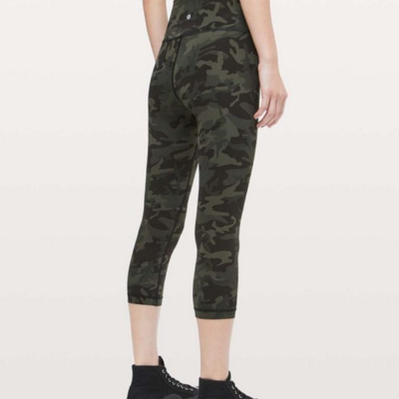 Lululemon  -  Wunder Under Crop High-Rise - Camo - 6 - Picture 6 of 13
